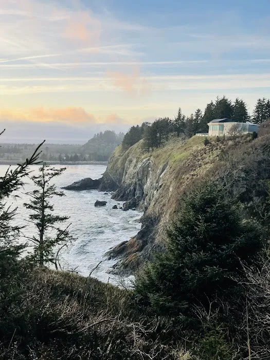 A Loop of Cape Disappointment State Park Picture 9