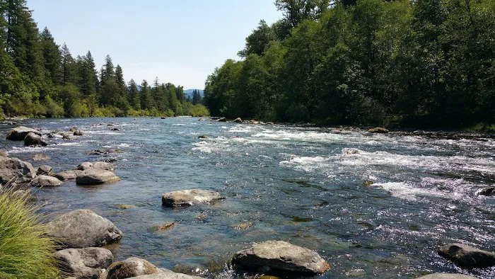 Fishermen's Bend Recreation Site Picture 5