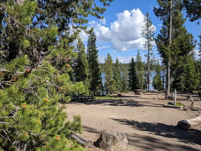 Elk Lake Campground Picture 1