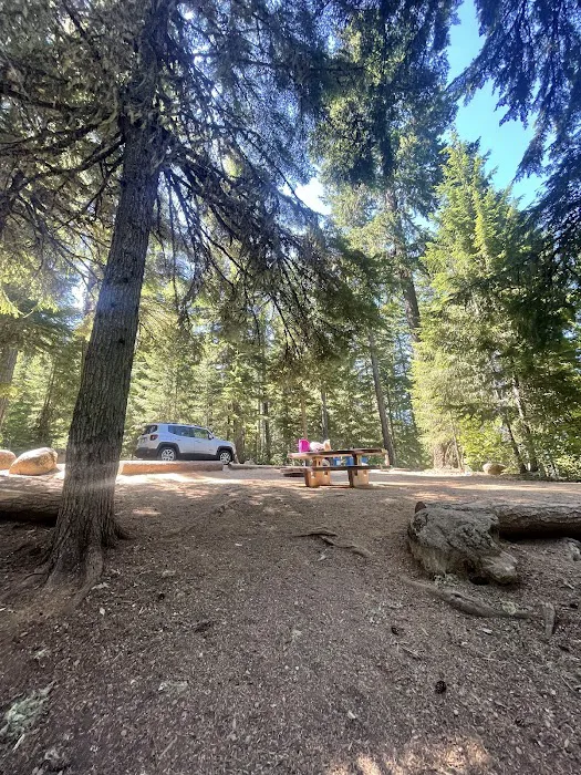 Hoodview Campground Picture 4