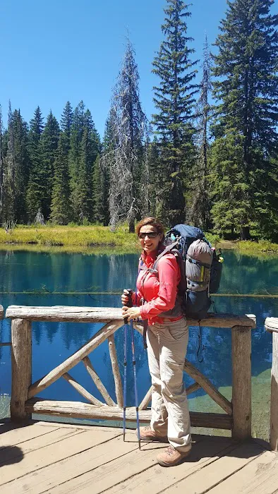 Little Crater Lake Campground Picture 1