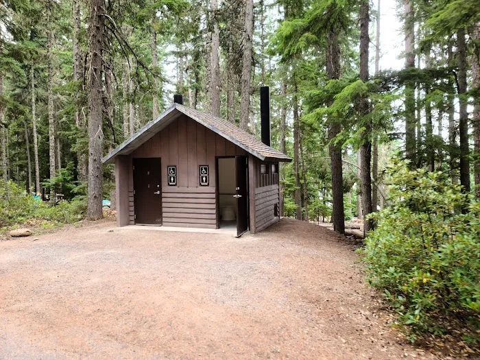 Clear Lake Campground Picture 6