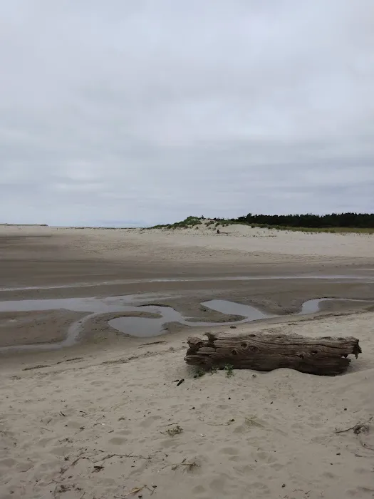 Sandbeach Campground Picture 5