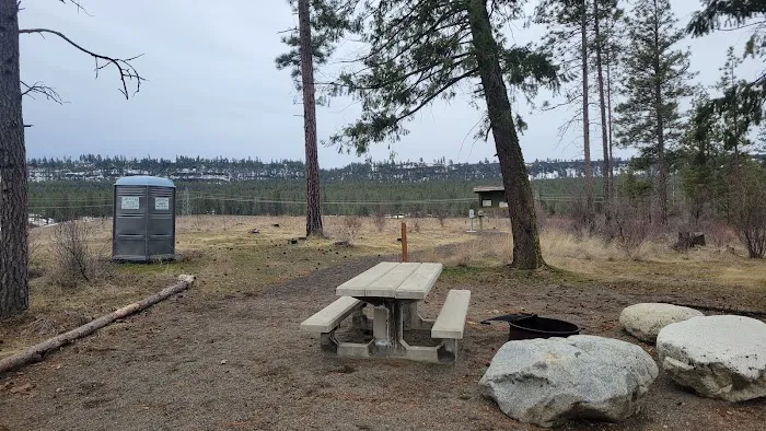 South shore boat in camp site Picture 4