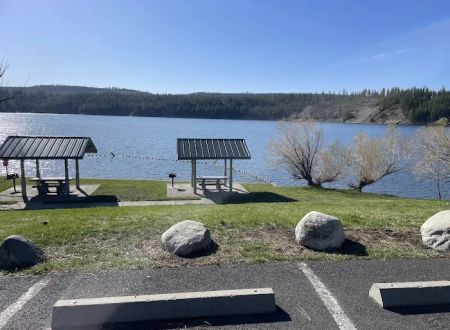 Lake Spokane Campground