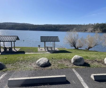 Lake Spokane Campground