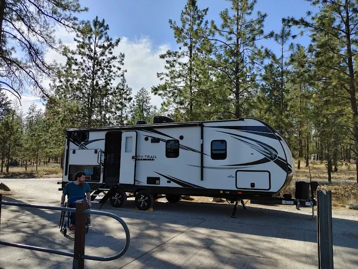 Lake Spokane Campground Picture 10