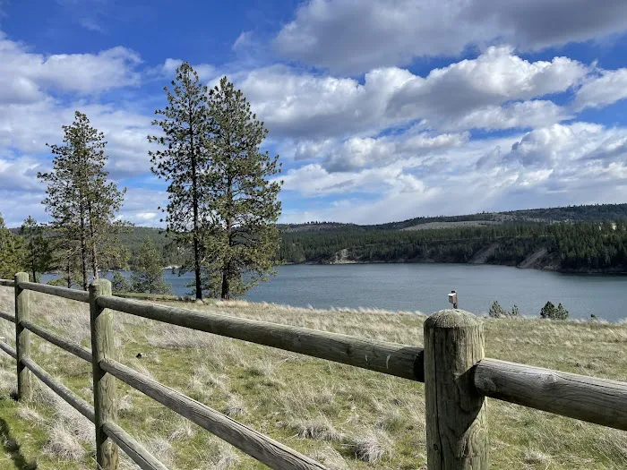 Lake Spokane Campground Picture 6