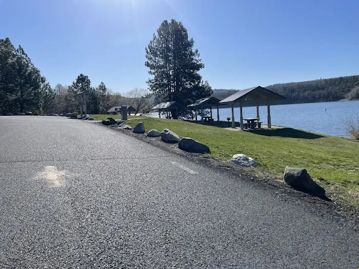 Lake Spokane Campground Picture 5