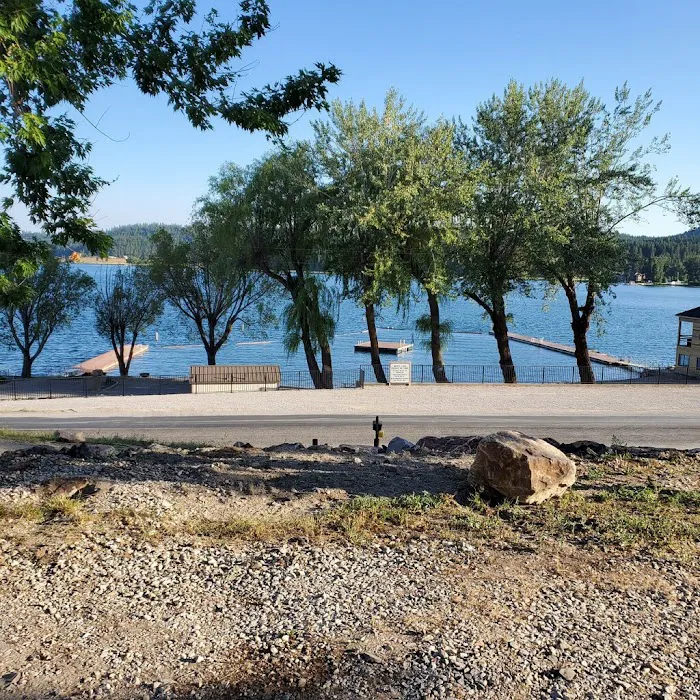 Waitts Lake Resort and Cabins Picture 10