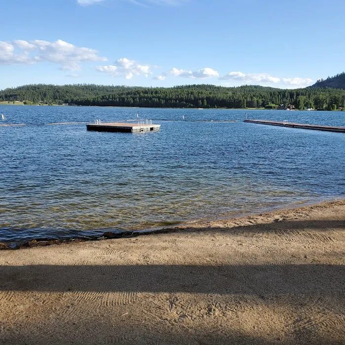 Waitts Lake Resort and Cabins Picture 9