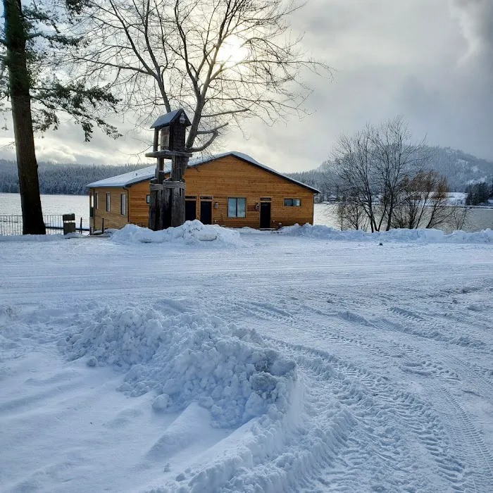 Waitts Lake Resort and Cabins Picture 5
