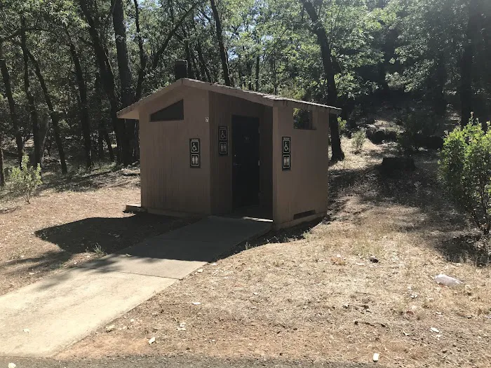 Pogie Point Campground Picture 1