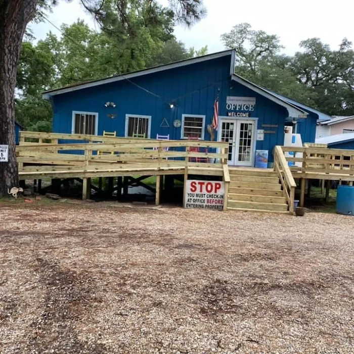 Hidden Oaks Campground Picture 9