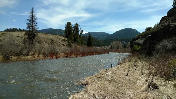 Highway Springs Campground Picture 3