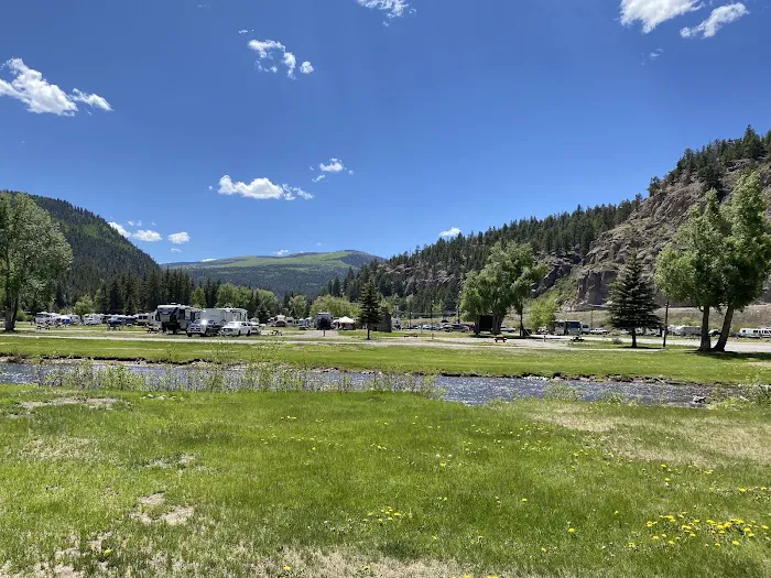 FUN VALLEY FAMILY RESORT Picture 6