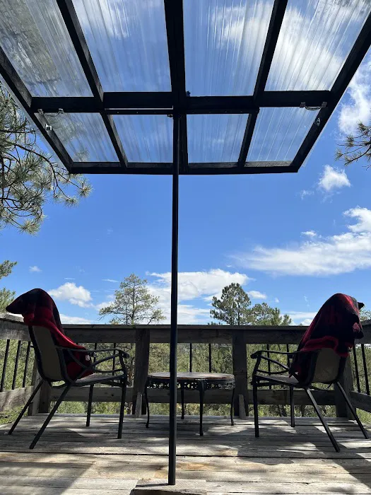 Peaceful Peaks Glamping Picture 4