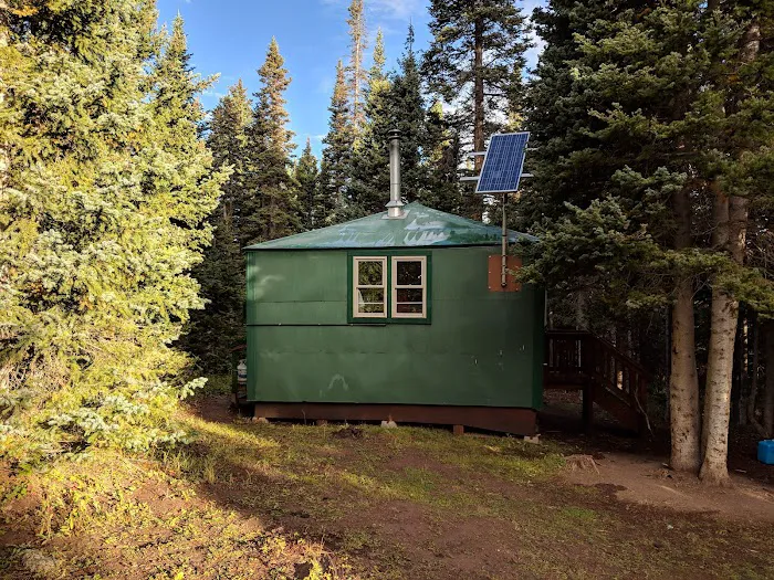 Ridgway Hut Picture 8