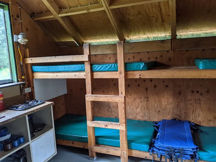 Blue Lakes Hut Picture 4
