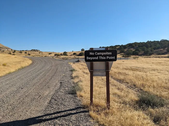 Rabbit Valley Campground Picture 10