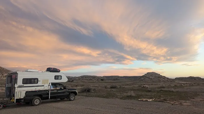 Rabbit Valley Campground Picture 6