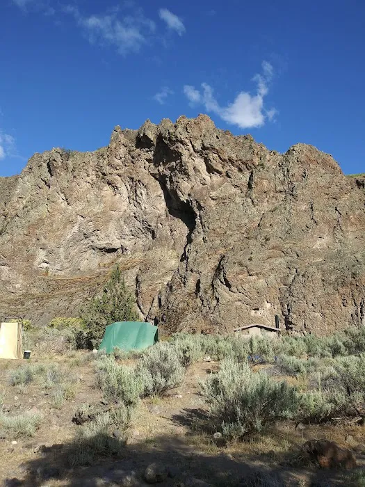 Four Chutes Campsite Picture 1