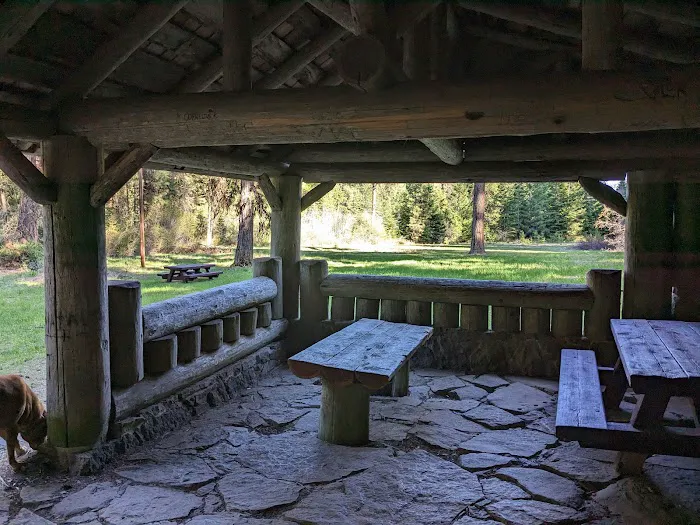 Bear Springs Group campground Picture 3