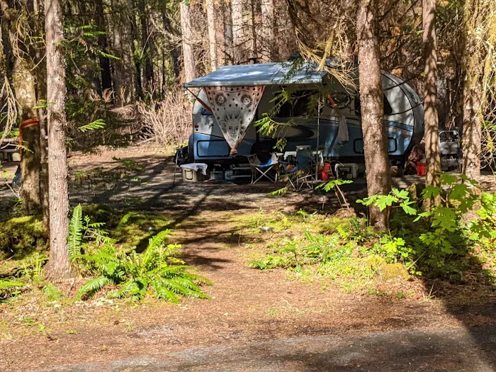 Whispering Falls Campground Picture 3