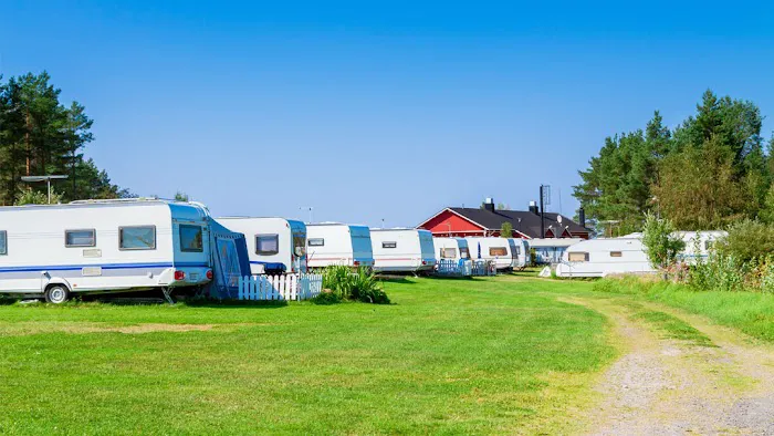 Chinook Bend RV Resort Picture 2