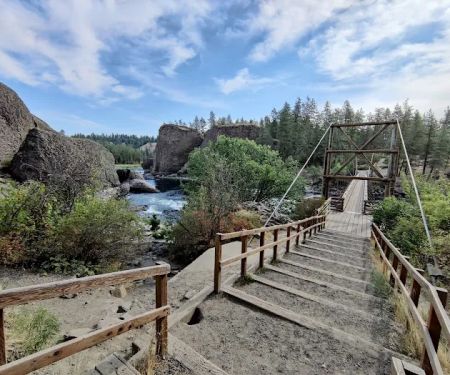 Riverside State Park - Bowl and Pitcher Area