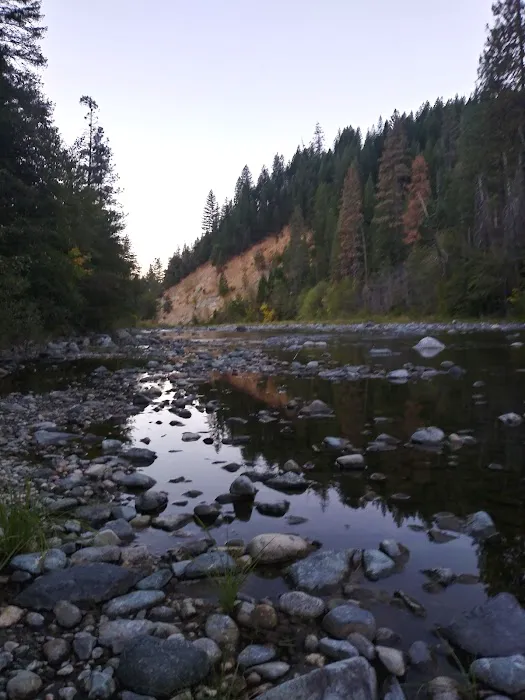 Trinity River Campground Picture 2