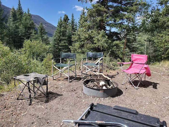 Lost Trail Campground Picture 10