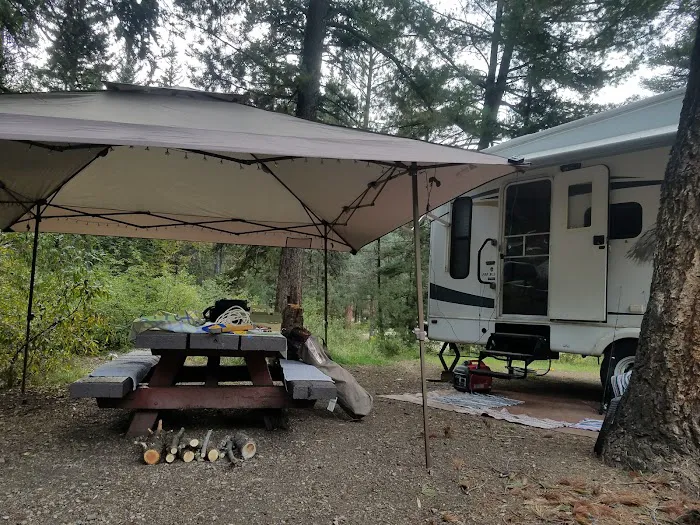 Fawn Lakes Campground Picture 8
