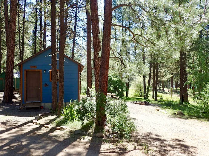 Sportsman's Campground & Mountain Cabins Picture 8