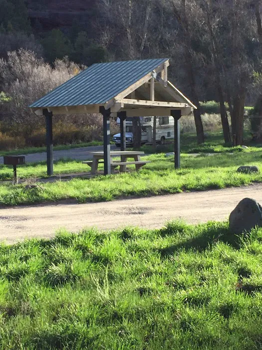 Caddis Flats Campgrounds Picture 9