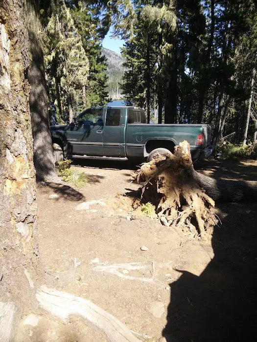 Camp Ten (Olallie Lake) Campground Picture 6