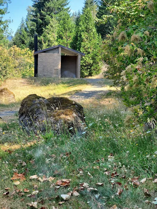 Lookout Campground Picture 2