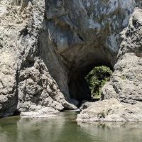 Hole in the wall ico