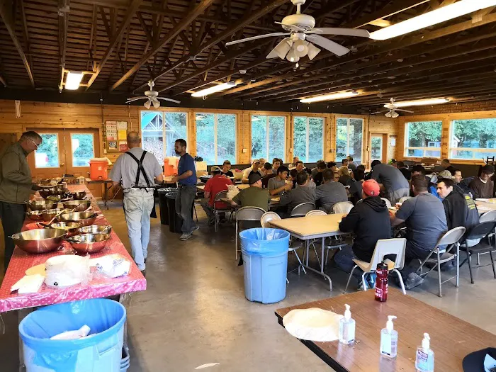 Camp Alpine Picture 6