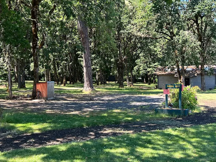 Richardson Park Campground Picture 6