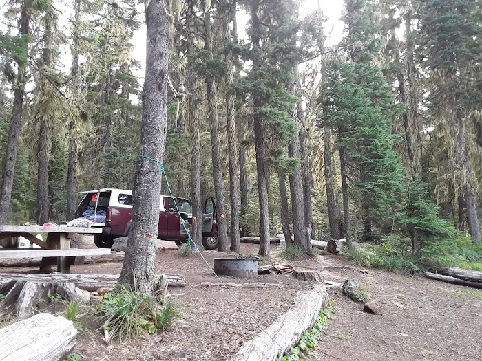 Scott Lake Campground Picture 6