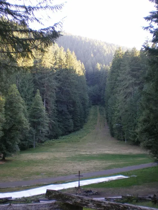 Camp White Branch Picture 4