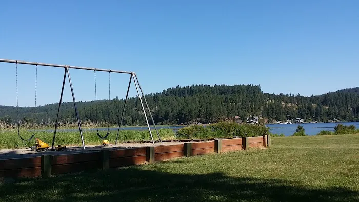 Mica Bay Boater Park Picture 7