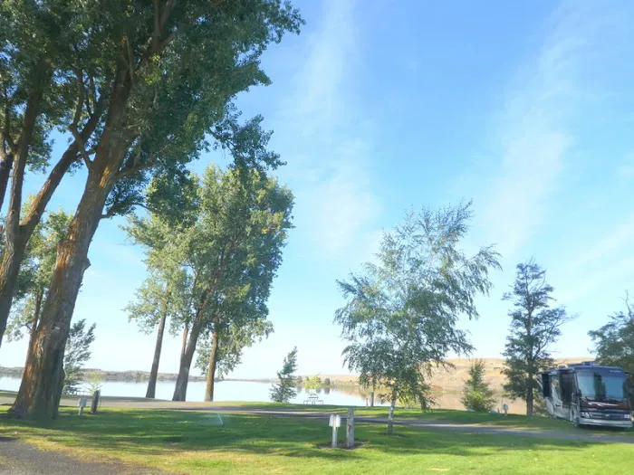 Sprague Lake Resort Picture 3