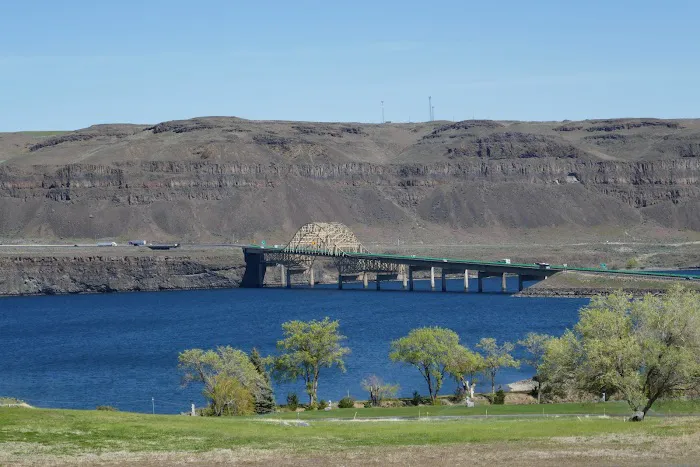 Vantage Riverstone Picture 6