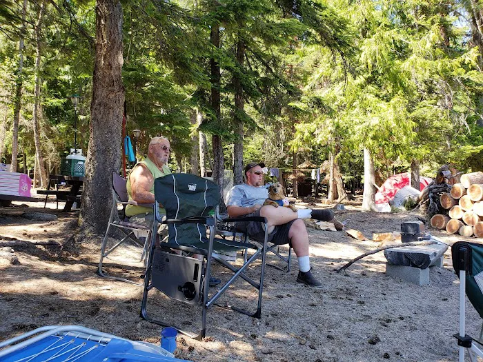 Three Pines Campground Picture 4