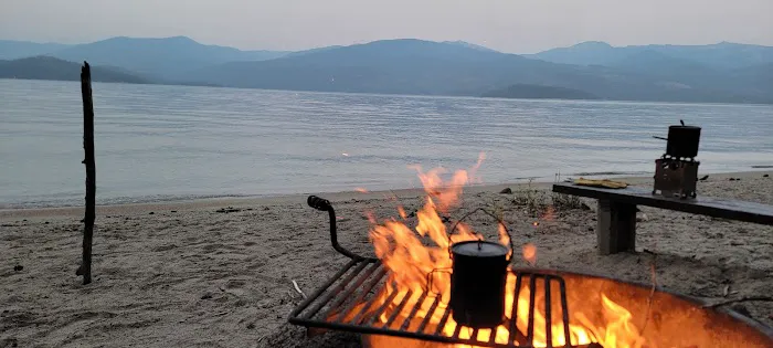 North Cove Campground Picture 6