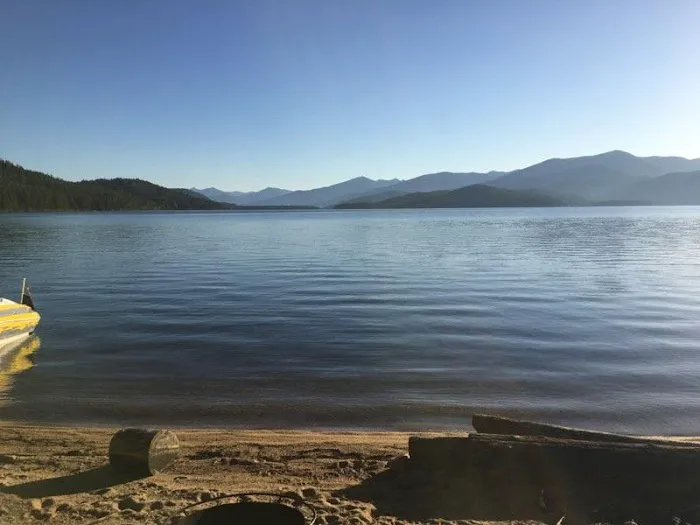 North Cove Campground Picture 2