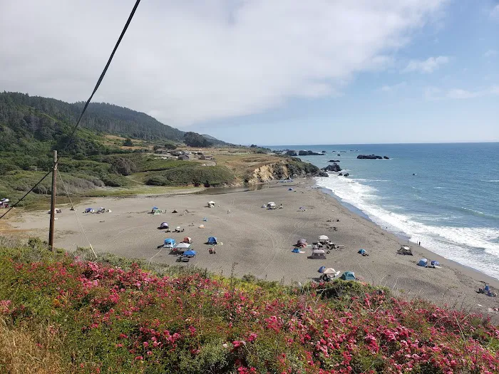 Westport Beach RV Park and Campground Picture 2