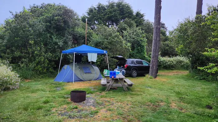 Cleone Grocery Campground Picture 6